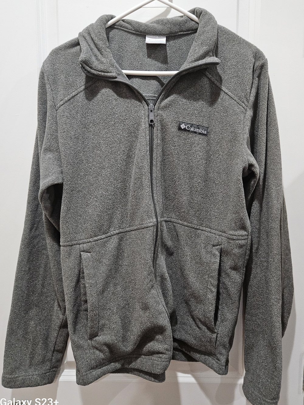 Columbia Gray Full-Zip Lightweight Fleece Jacket